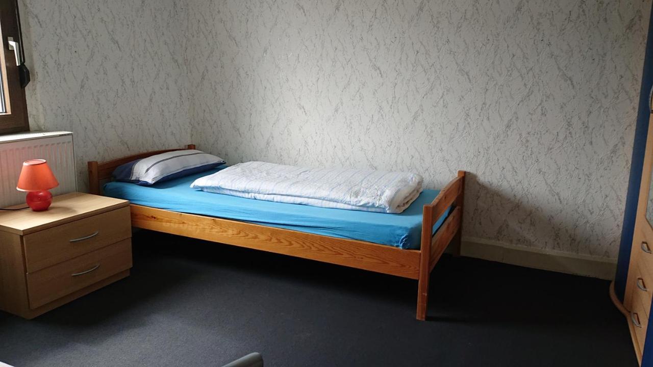 Ferienwohnung Linde - Marburg Biedenkopf Mit 5 Zimmer Und Balkon Frechenhausen Екстериор снимка